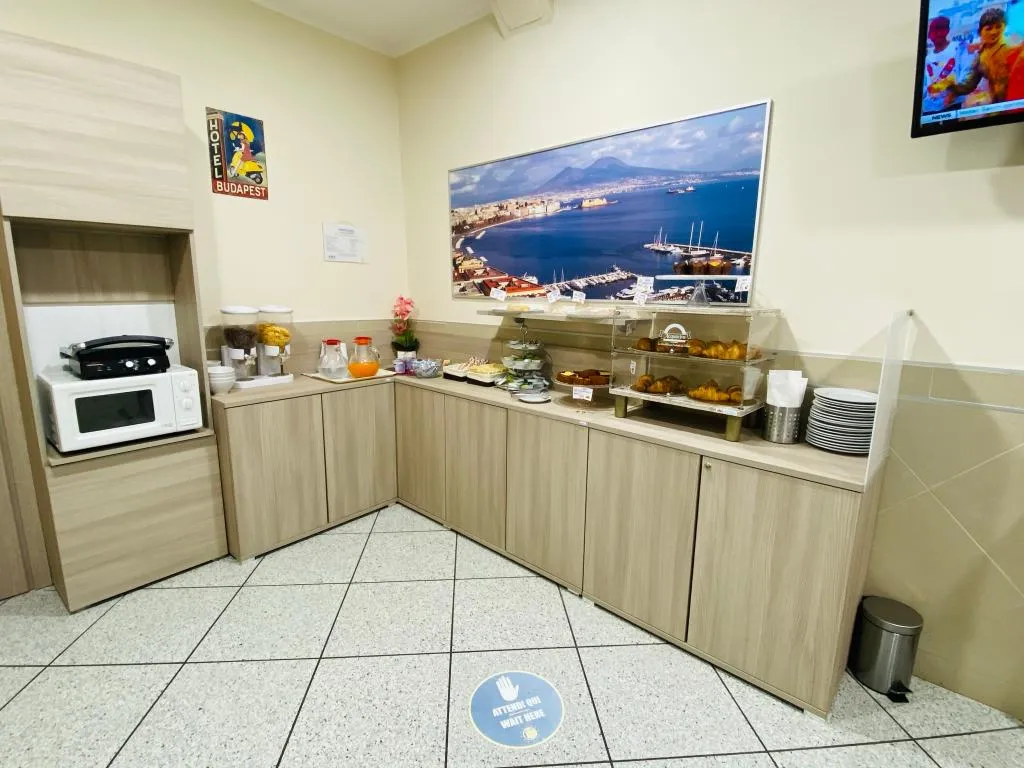 Restaurant, Colombo, Naples
