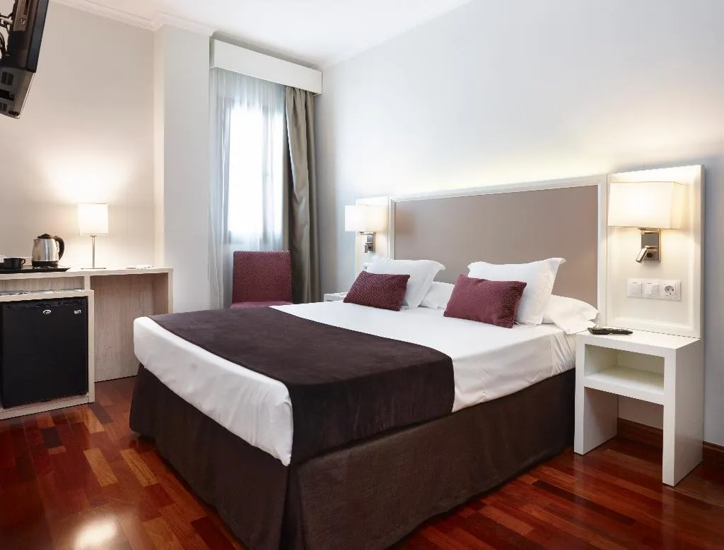 DOUBLE SINGLE USE STANDARD Room, Maestranza, Costa Del Sol
