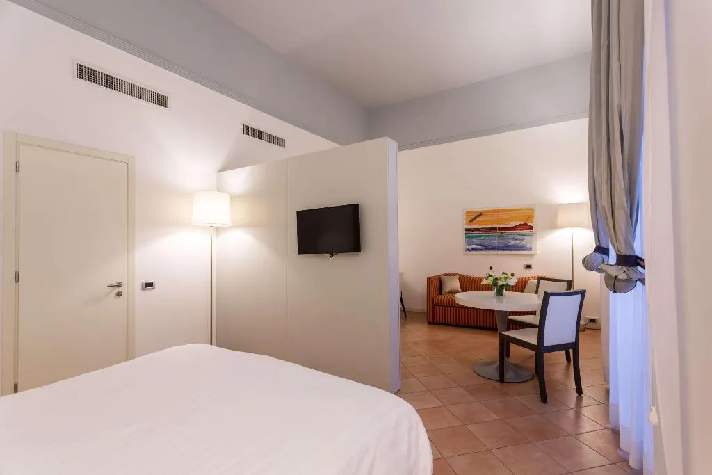 JUNIOR SUITE STANDARD Room, Palazzo Caracciolo Naples, Naples