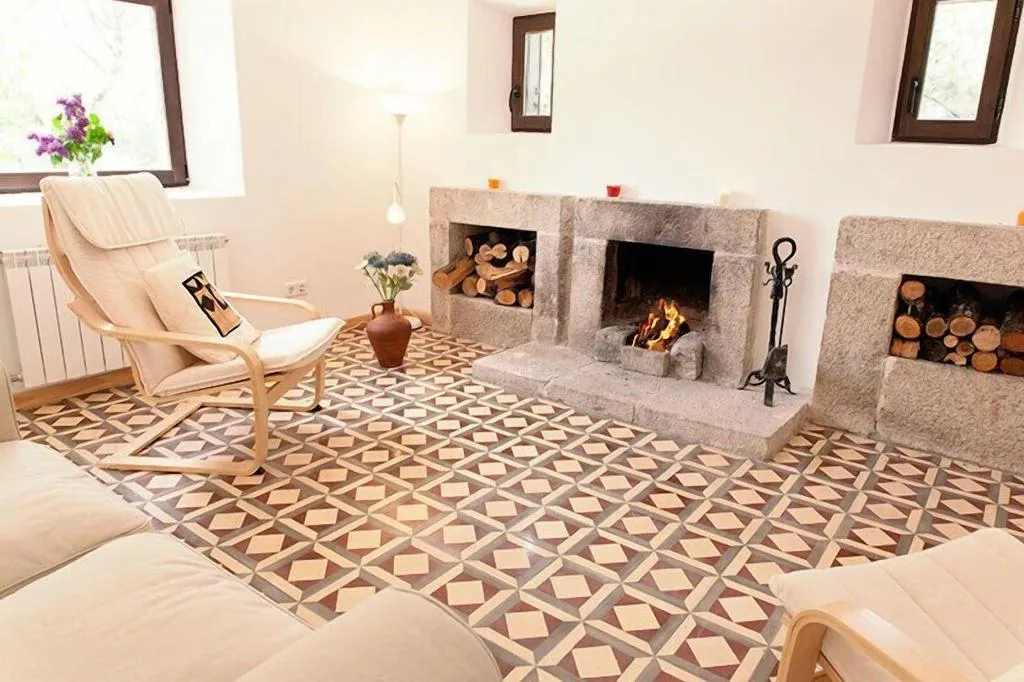 Room, Huerto San Antonio, Madrid