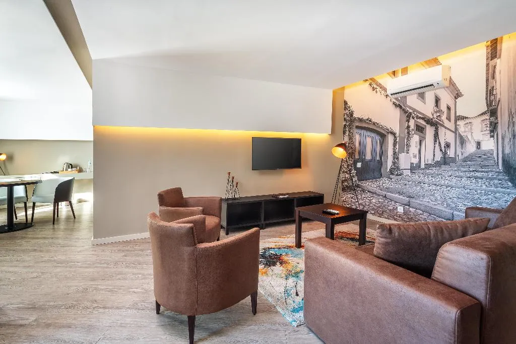 SUITE CAPACITY 3 Room, AP Maria Nova Lounge - Adults Friendly, Algarve