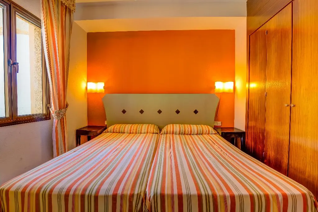 FAMILY ROOM SEA VIEW CAPACITY 4 Room, SBH Taro Beach, Fuerteventura