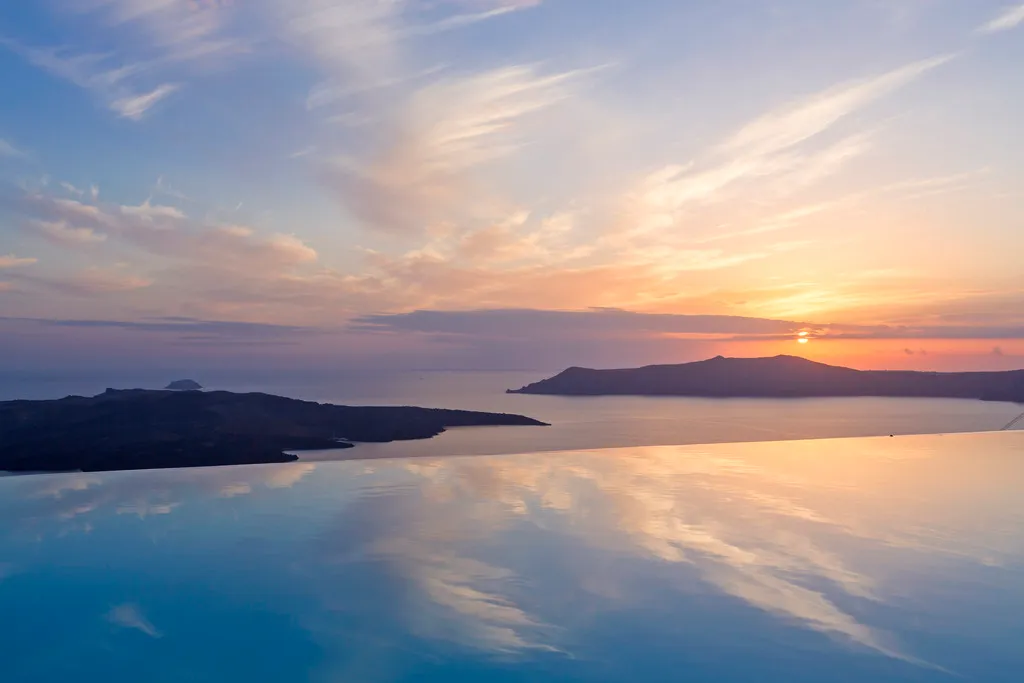 General view, Cosmopolitan Suites, Santorini