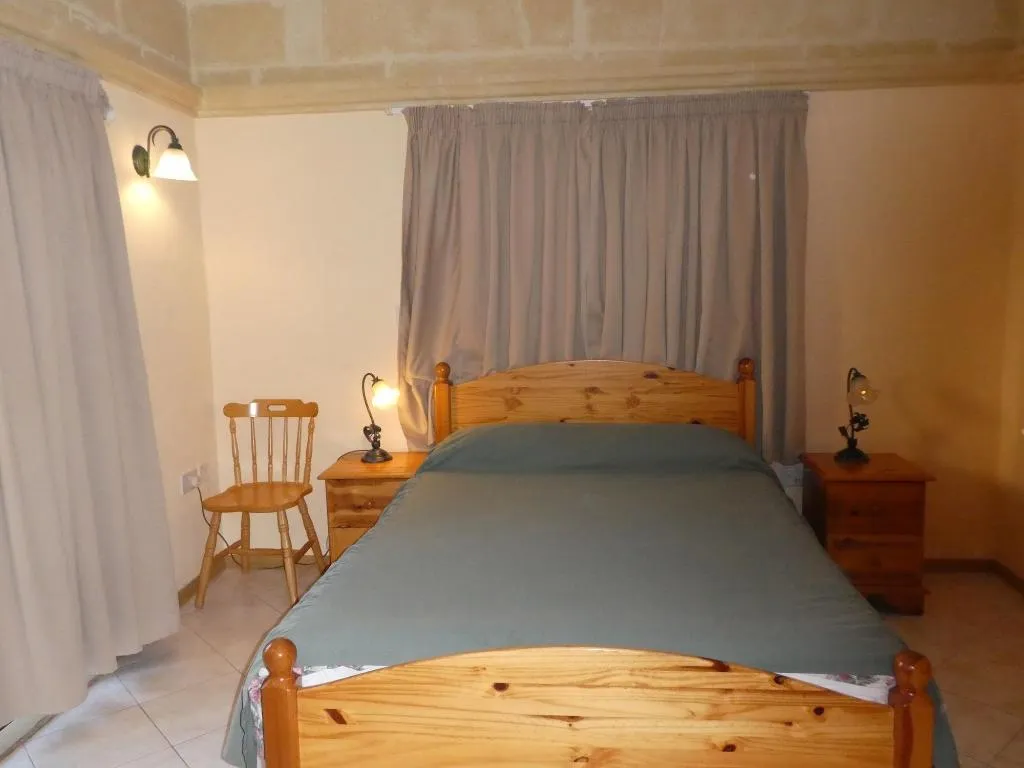 Room, San Antonio Guest House, Gozo