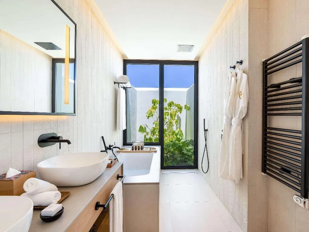 Room, SO/ Sotogrande Spa & Golf Resort Hotel, Costa Del Sol