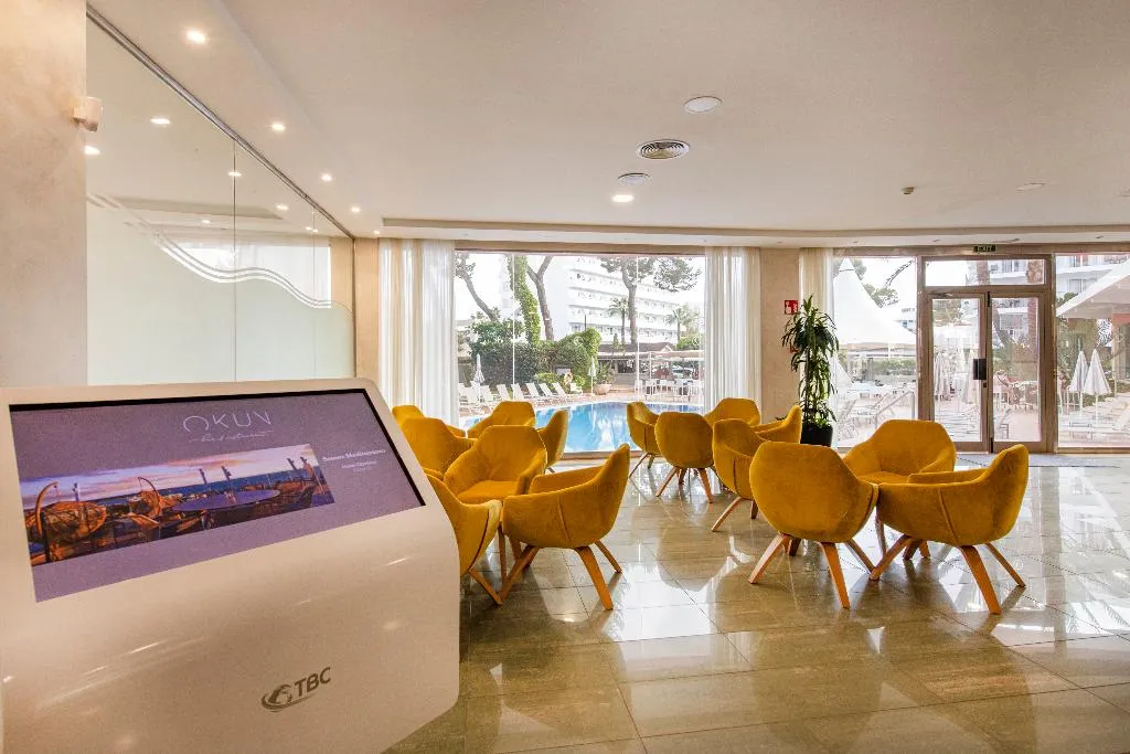 Lobby, Obelisco, Majorca