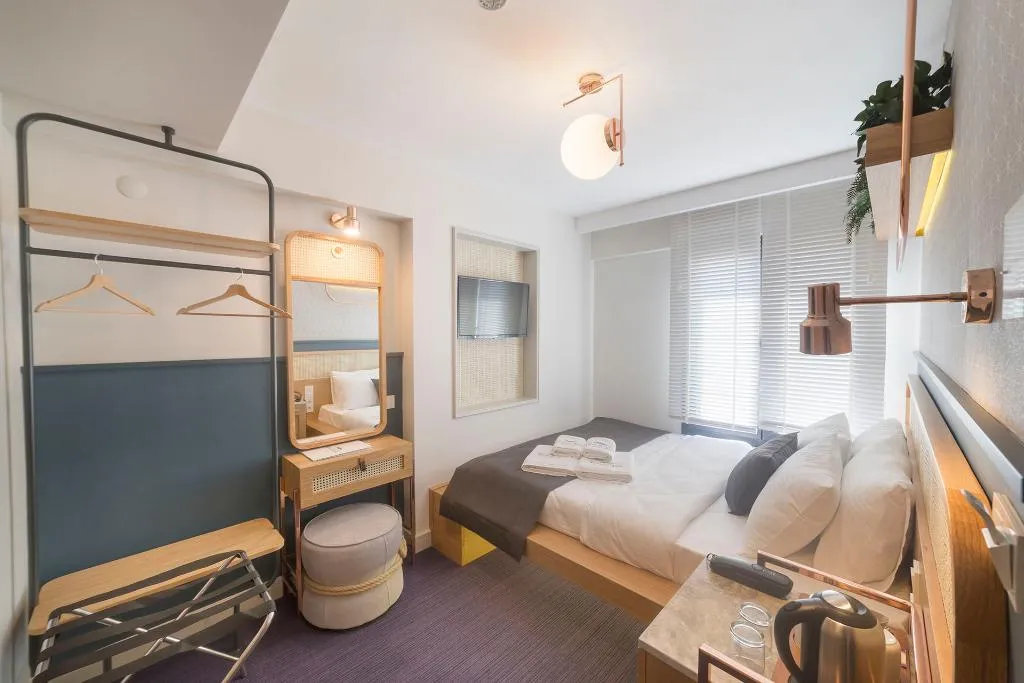 DOUBLE STANDARD Room, Viva La Vita, Izmir
