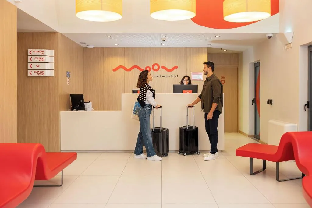 Lobby, Moov Hotel Porto Norte, Porto