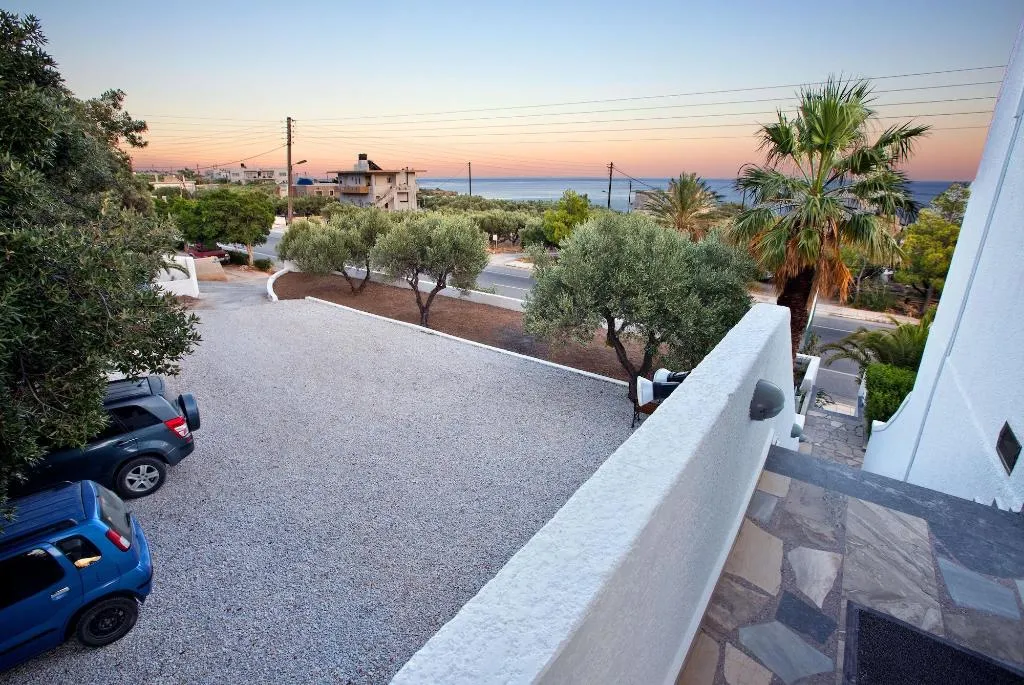 General view, New Aurora Apts Studios, Crete