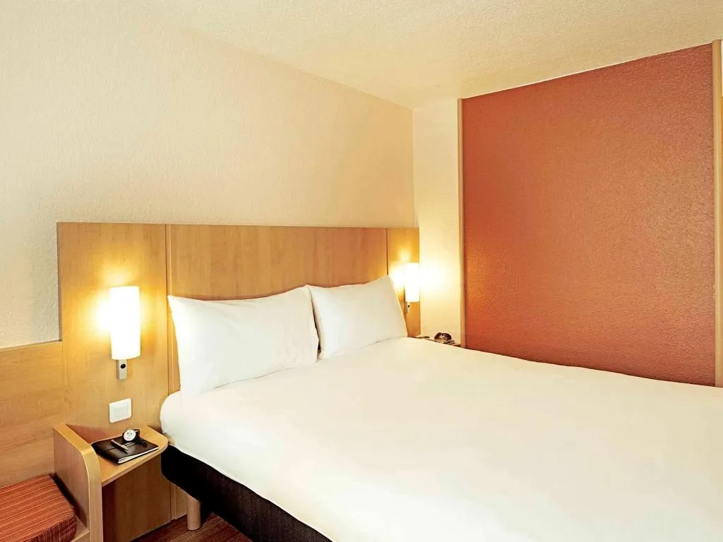 DOUBLE STANDARD Room, Ibis Barcelona Pza Glories 22, Barcelona