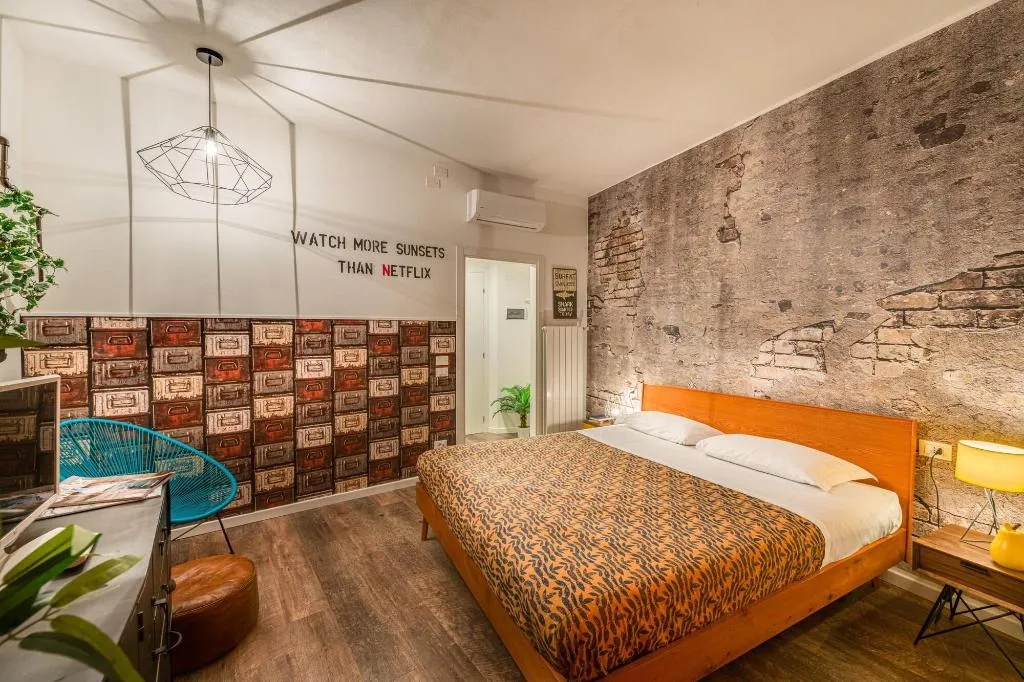 Room, Code Rooms, Florence