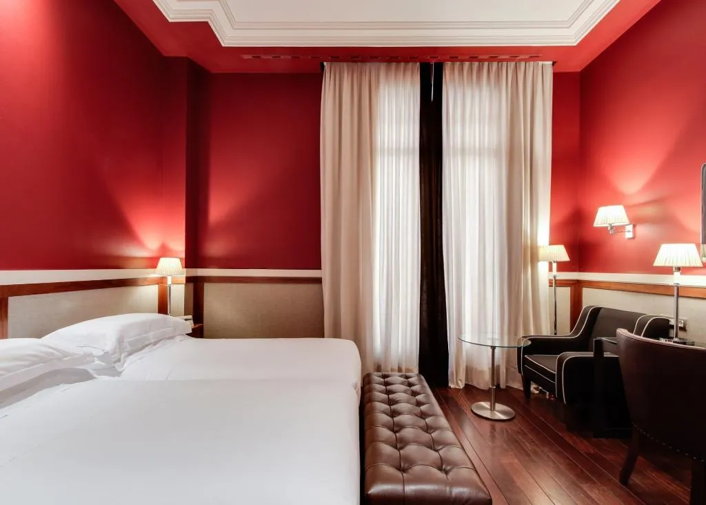 SINGLE SUPERIOR Room, Hotel 1898, Barcelona