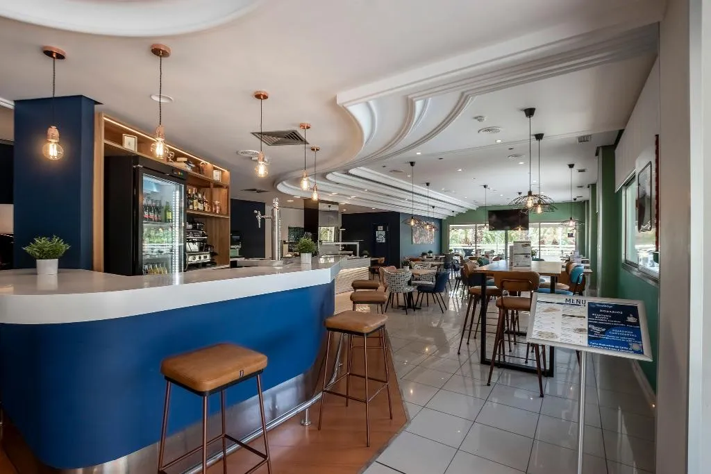 Restaurant, Travelodge Alicante Puerto, Costa Blanca