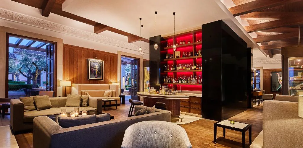 Bar, Cap Vermell Grand Hotel, Majorca