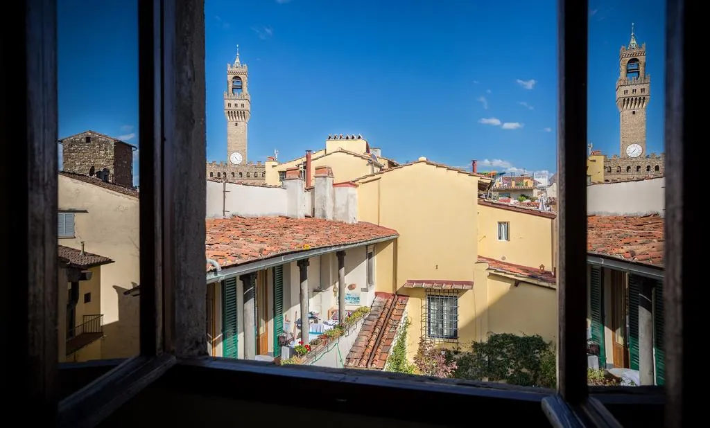 DOUBLE SUPERIOR Room, Torre Guelfa Palazzo Acciaiuoli, Florence