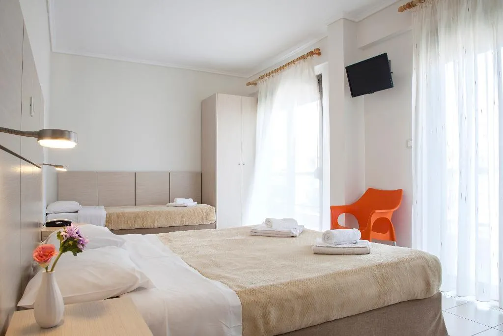 TRIPLE STANDARD Room, Mavridis Hotel, Thessaloniki