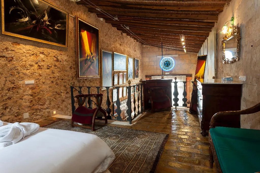 JUNIOR SUITE DELUXE Room, Es Revellar Art Resort, Majorca