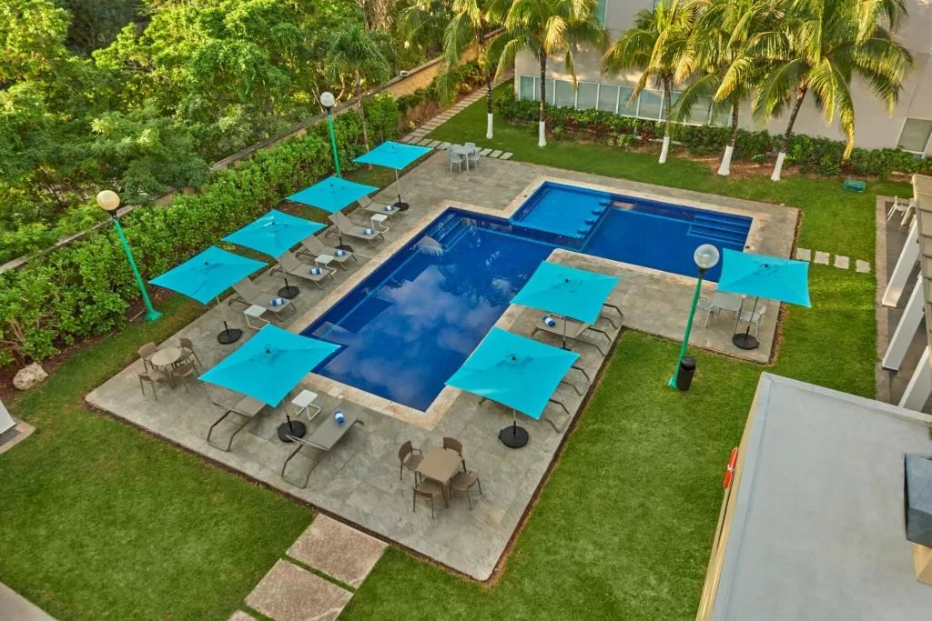 Pool, City Express By Marriott Playa del Carmen, Playa Del Carmen