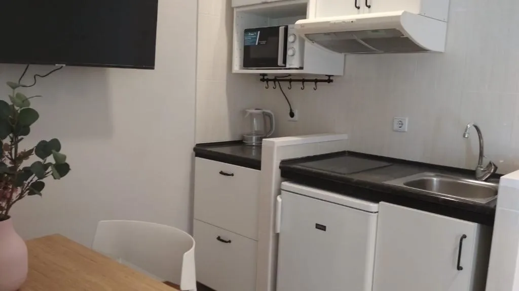APARTMENT TWO BEDROOMS Room, Smartr Madrid Gran Via 47, Madrid