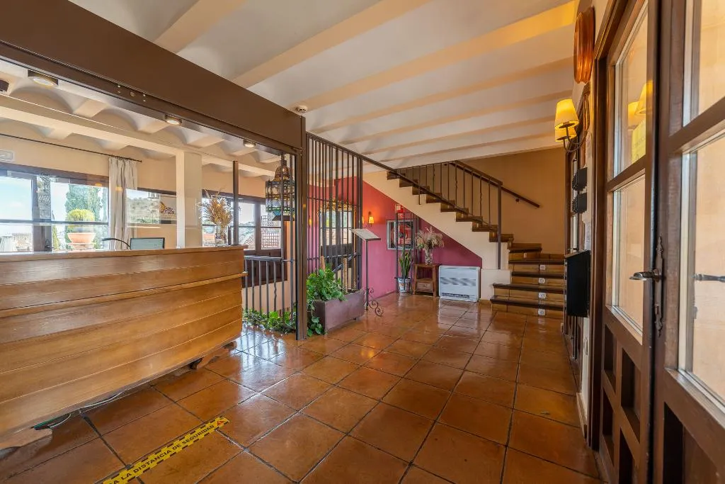 Lobby, Hotel Cigarral De Caravantes, Madrid