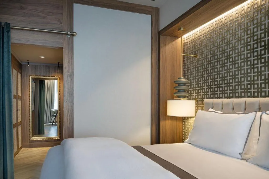 SUITE KING SIZE BED Room, AC Madrid Cuzco, Madrid