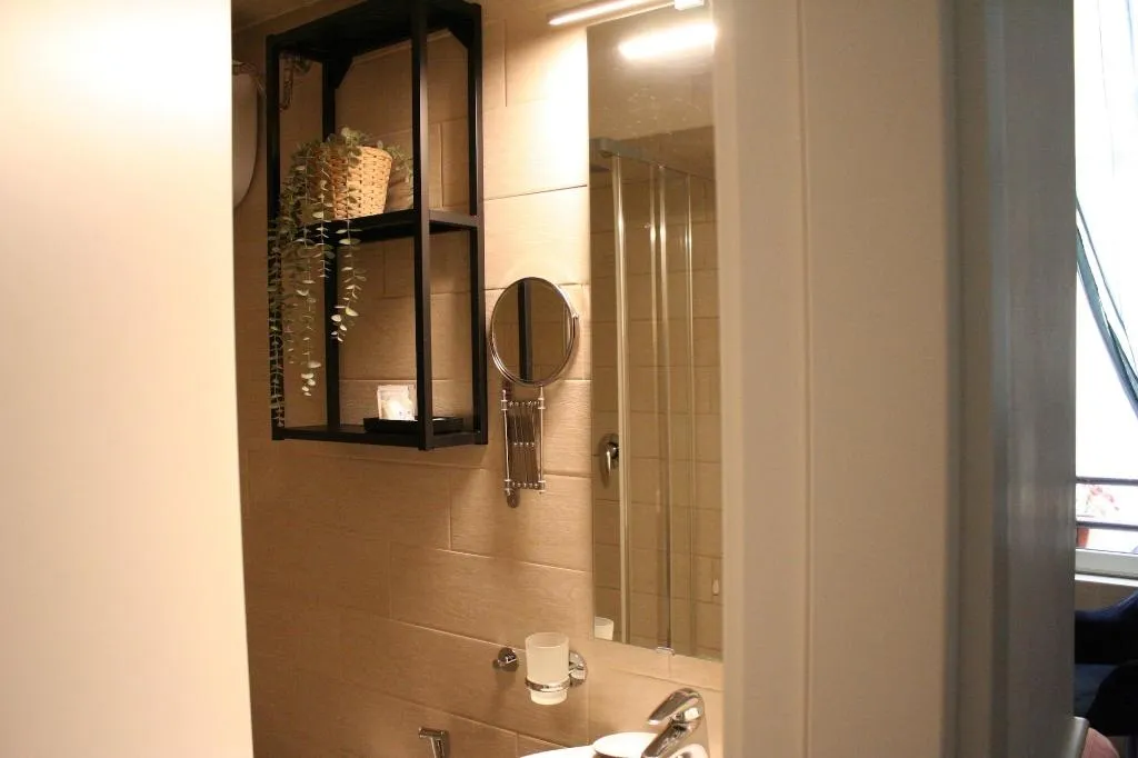 Room, Hotel H22, Naples