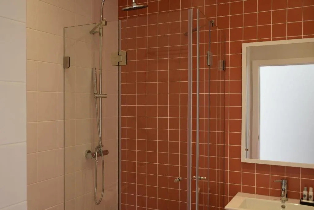 Room, Chiado Dream Apartments, Lisbon