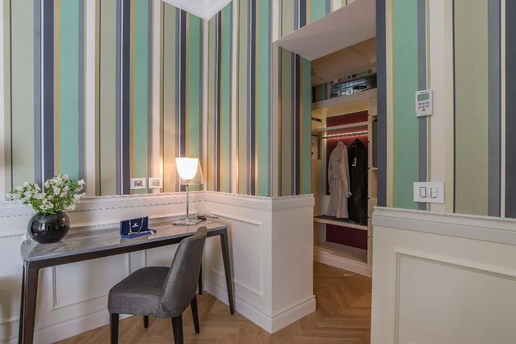 DOUBLE DELUXE QUEEN BED Room, Damaso Hotel, Rome
