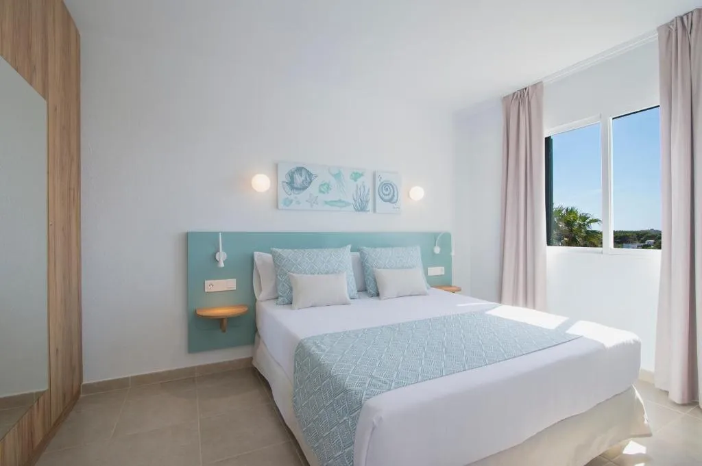 APARTMENT ONE BEDROOM Room, Pierre & Vacances Menorca Cala Blanes, Menorca