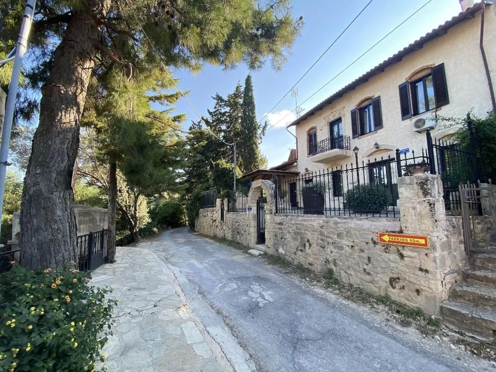 General view, Villa Daskalogianni, Crete