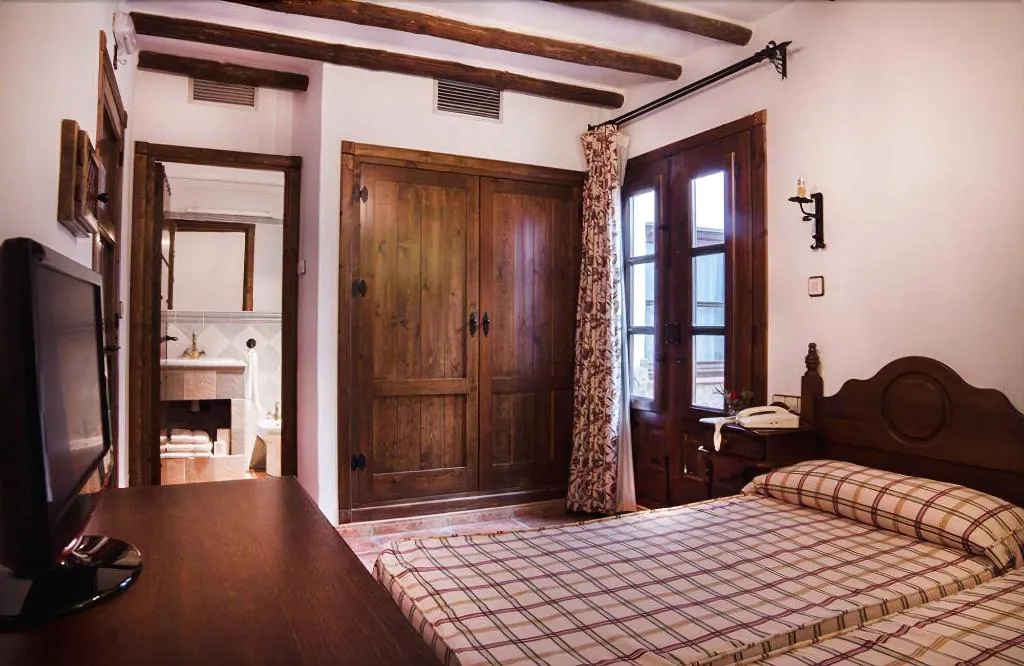 Room, Velad Al-Abyadh, Andalucia