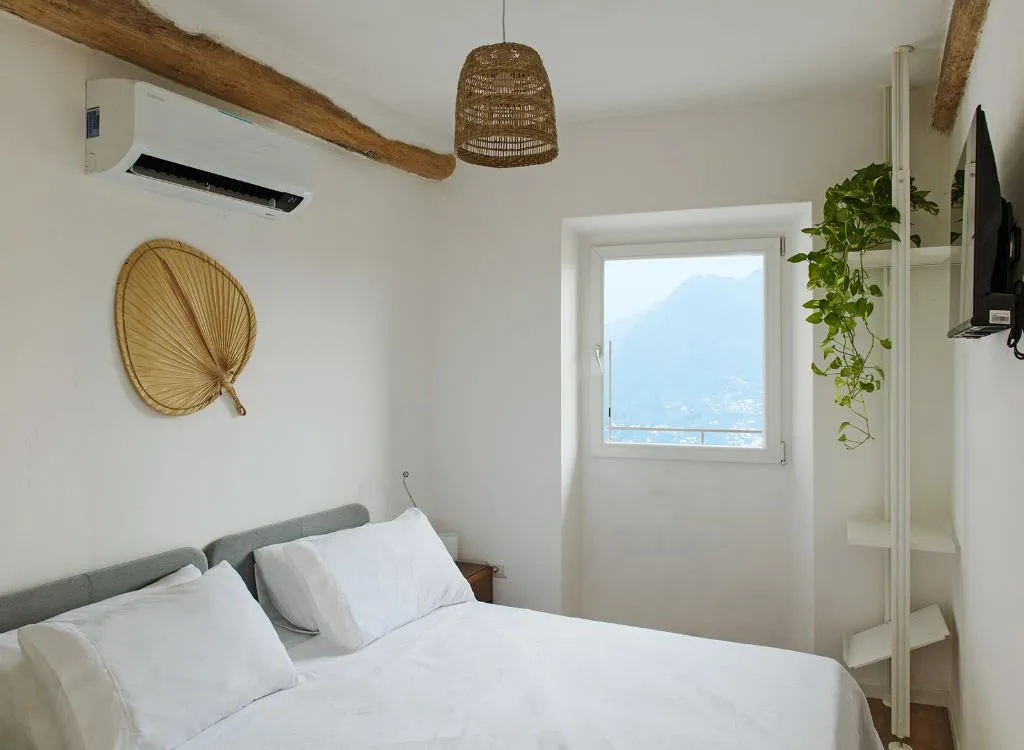 APARTMENT CAPACITY 4 ONE BEDROOM Room, Stresa Complex Levoasi, Milan