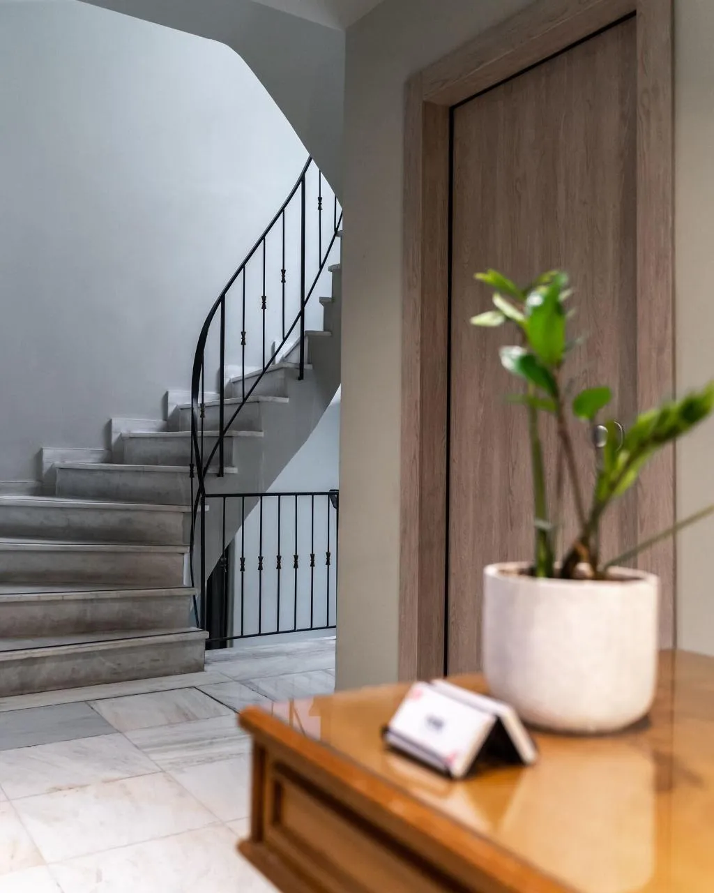 Lobby, Pame Paradiso, Athens