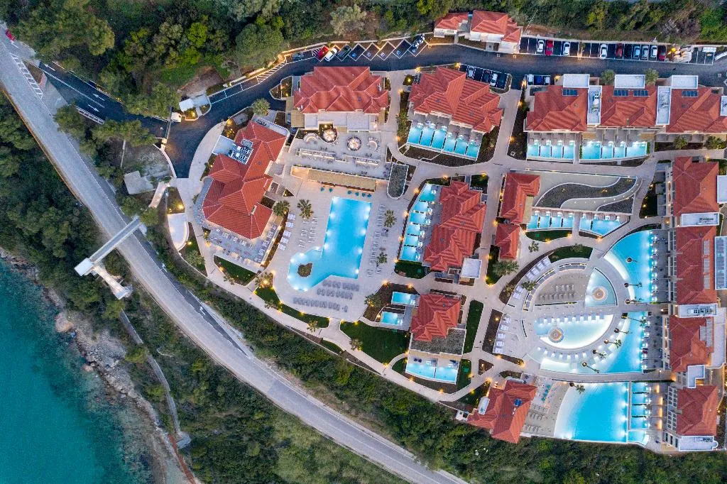 General view, MERAVIA Leonardo Limited Edition, Halkidiki