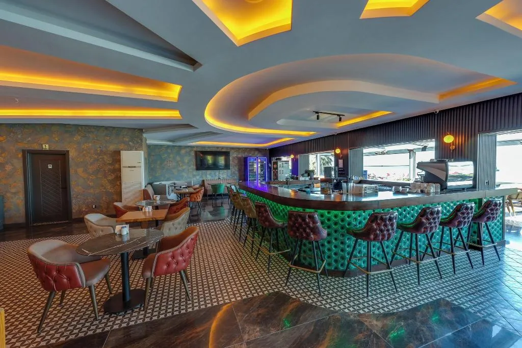 Restaurant, Martı Beach Hotel, Izmir