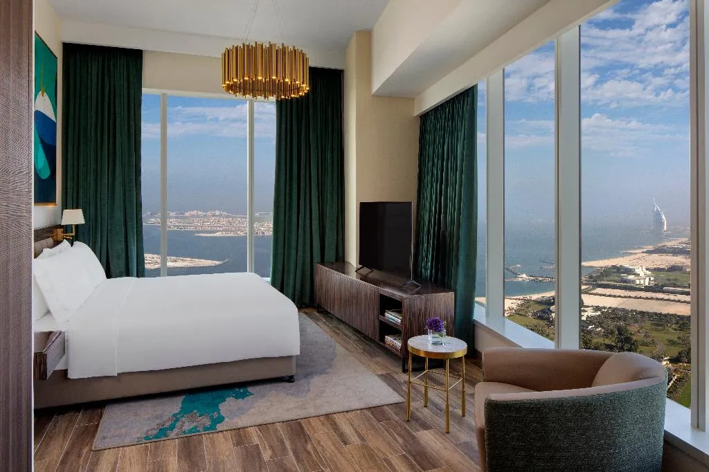 APARTMENT SEA VIEW THREE BEDROOMS Room, Avani Plus Palm View Dubai Hotel and Suites, Dubai