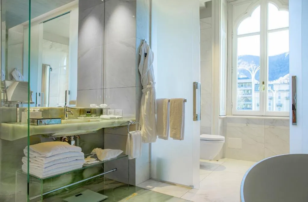 DOUBLE PREMIUM Room, Palazzo Venezia, Milan