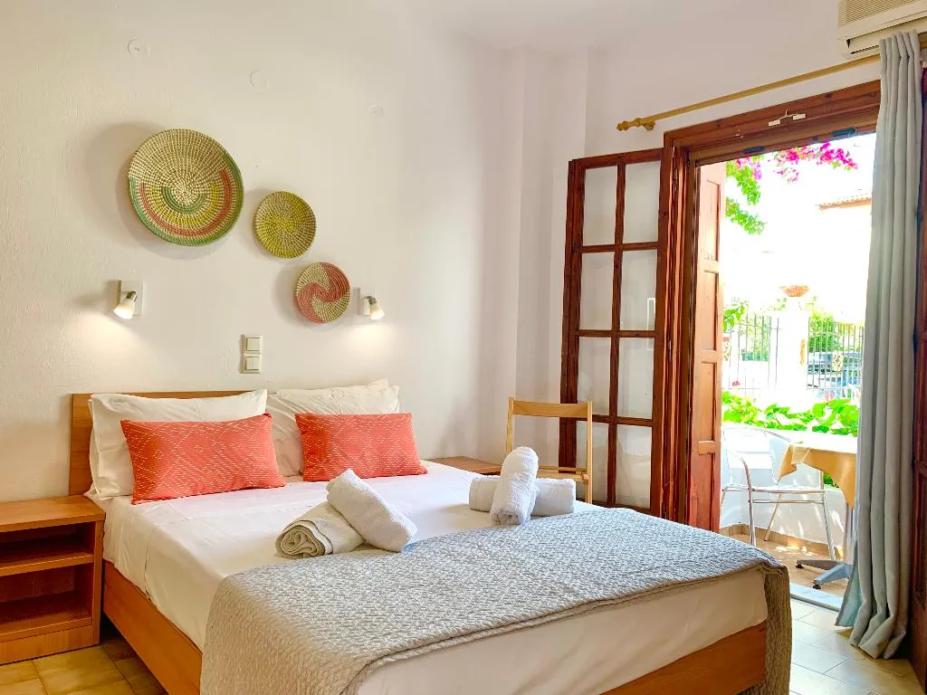 STUDIO CAPACITY 2 Room, Amalthia Studios, Skiathos