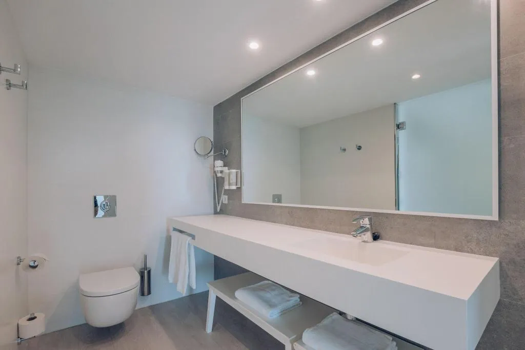 DOUBLE TWO BEDS Room, Iberostar Waves Cala Millor, Majorca