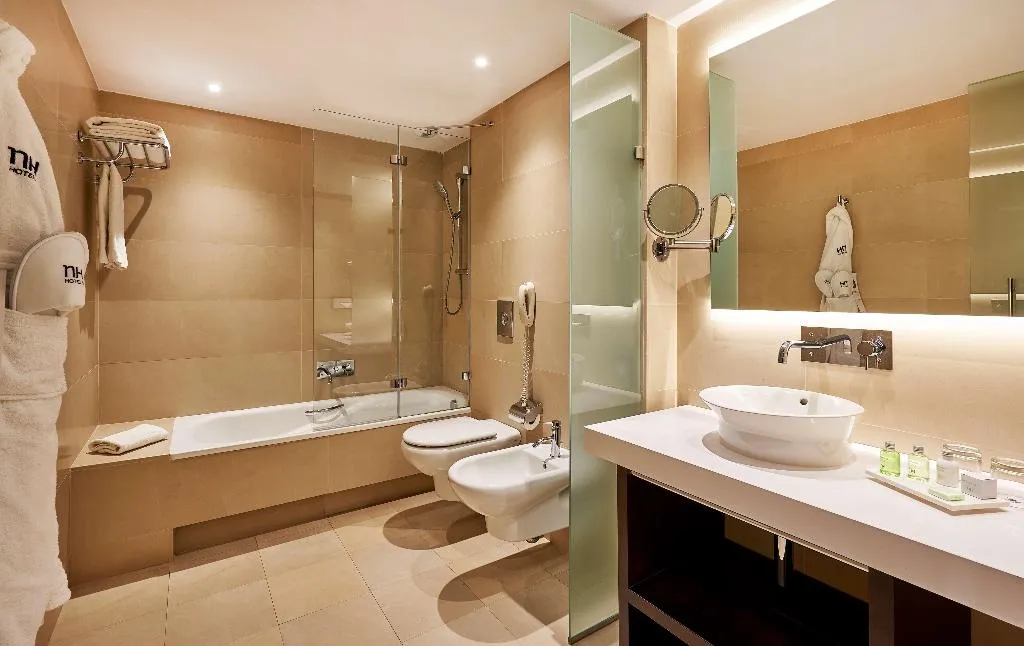 DOUBLE SUPERIOR Room, NH Sants Barcelona, Barcelona