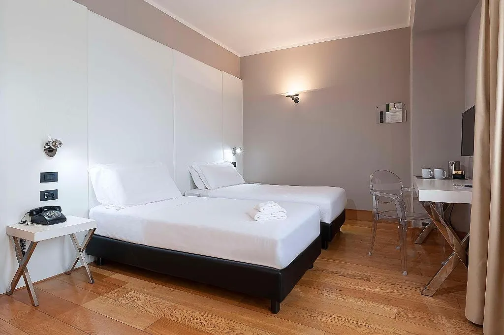 DOUBLE KING SIZE BED Room, Best Western Hotel Quattrotorri Perugia, Perugia