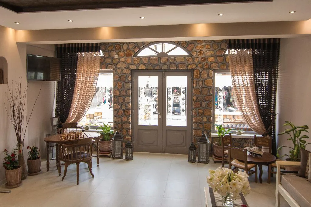 Lobby, Polydefkis Hotel, Santorini