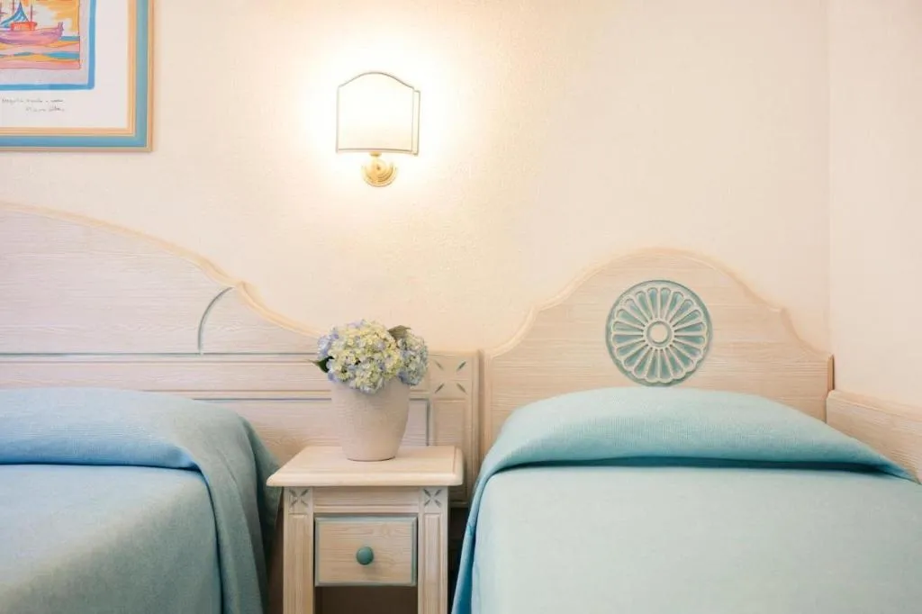 TRIPLE WITH BALCONY Room, Hotiday Room Collection - Baja Sardinia, Olbia