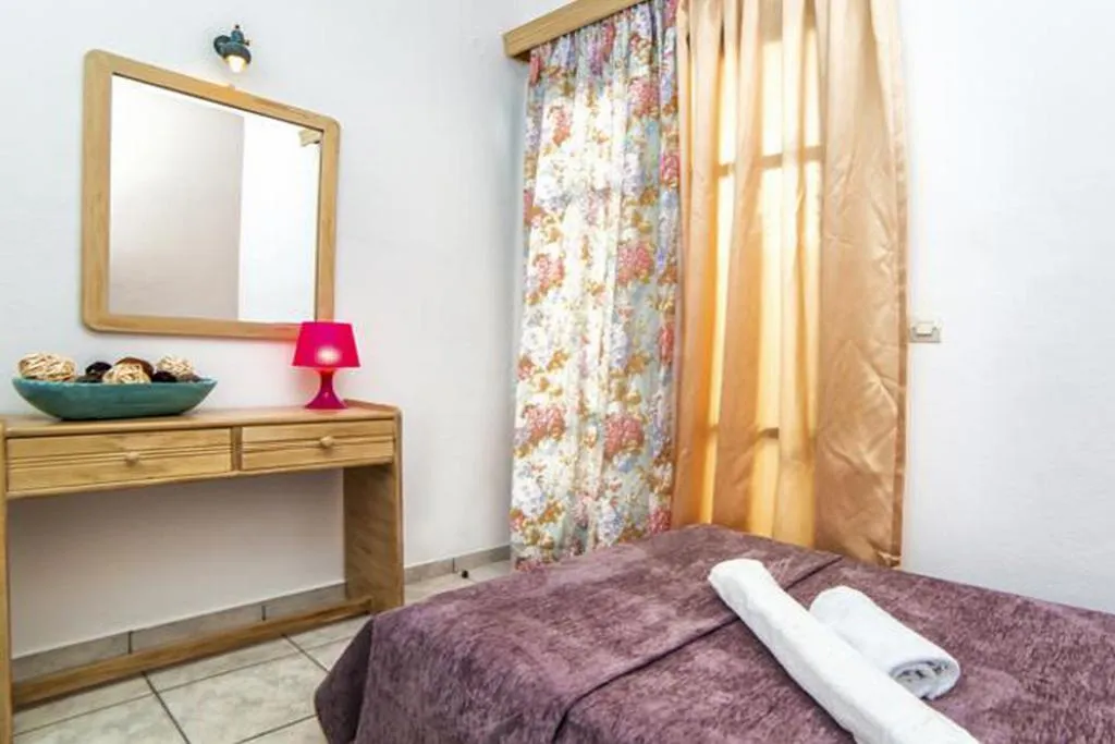 Room, Malia Central Hotel, Crete