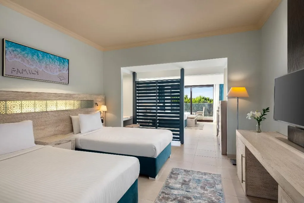 FAMILY ROOM TWO BEDS Room, Mövenpick Waterpark Resort & Spa Soma Bay, Red Sea Riviera