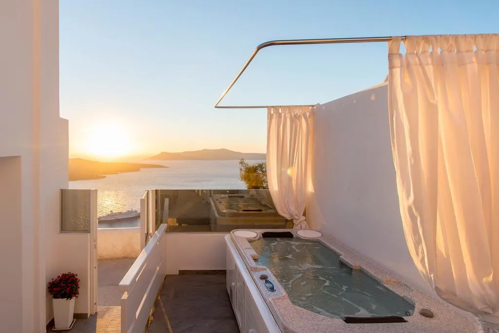 SUITE GRAND Room, Villa Renos, Santorini