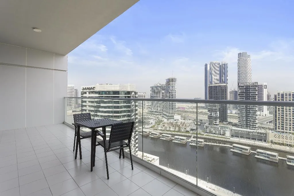 APARTMENT TWO BEDROOMS Room, Vera Residences, Dubai