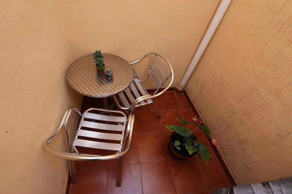 Room, Welcome Hostel, Lisbon