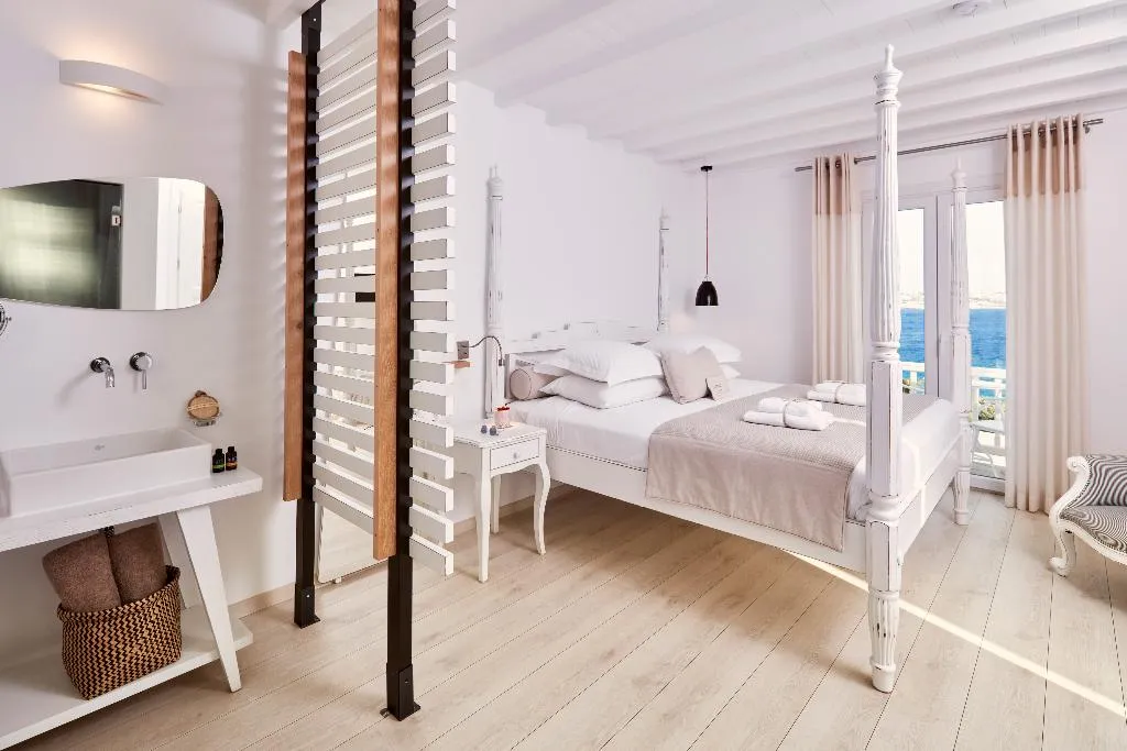 SUITE SEA VIEW HONEYMOON Room, Mykonos Princess Hotel, Mykonos