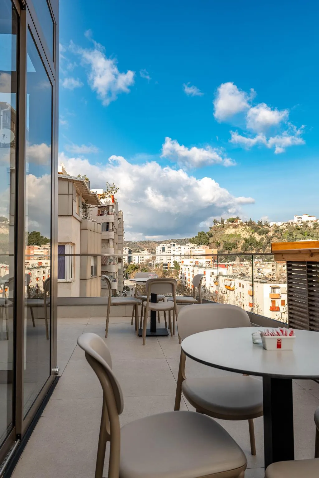 Bar, Sasso Hotel, Kavaje